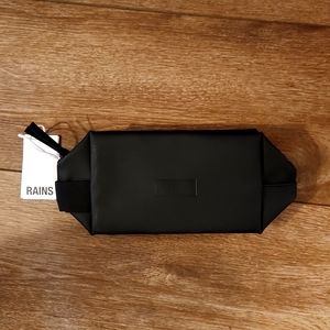 RAINS Small Wash Bag. NWT